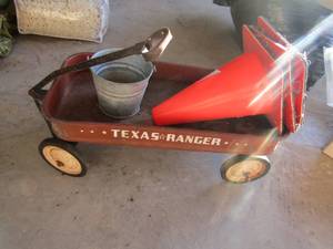 lot 222 image: Texas ranger wagon, 3 traffic cones, small metal bucket
