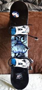 lot 2 image: SLAMMER FIREFLY 120 SNOWBOARD WITH BINDINGS