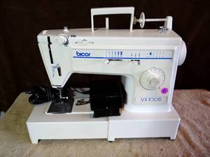 lot 19 image: Bicor Zig Zag Sewing Machine Vx-1005 W Foot And Power Peddle Works