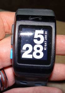 lot 28 image: Nike Sportswatch GPS Nike Powered By TomTom wCharging Cable - TESTED WORKS