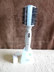lot 51 image: REVO STYLER Rotating Brush Hair System
