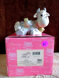 lot 61 image: RARE Precious Moments CROWN HIM KING OF KINGS 118264 - Nativity Addition  COW RARE - $$$