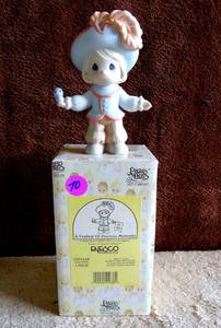 lot 70 image: 1997 Precious Moments A FESTIVAL OF PRECIOUS MOMENTS 270741A