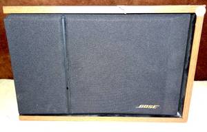 lot 71 image: Bose 201 Series III Direct Reflecting Bookshelf Speaker