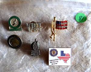 lot 81 image: ASSORTMENT OF VIETNAMMILITARY PINS AS SHOWN