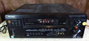 lot 119 image: Pioneer VSX D814 6.1 Channel 600 Watt Receiver