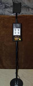 lot 122 image: Bounty Hunter Tracker II Metal Detector
