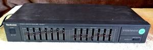 lot 165 image: Technics SH-8017 2-Channel Stereo Radio Graphic Equalizer EQ 7 Band - Working