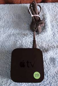 lot 253 image: Apple TV 3rd Generation 8GB HD Media Streamer A1469