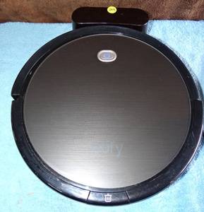 lot 263 image: EUFY ROBOVAC 11 WITH CHARGER & REMOTE - EXCELLENT CONDITION