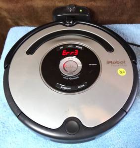 lot 300 image: iROBOT ROOMBA WITH CHARGING BASE - TESTEDERROR 3 - SEE PIC 1