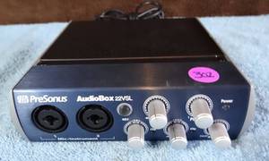 lot 302 image: Presonus AudioBox 22VSL 24-Bit96 kHz 2x2 USB 2.0 Audio Interface
