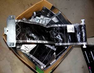 lot 38 image: BOX OF CADDY CAT425WMCD1B CAT5 CABLE SUPPORT CLIP