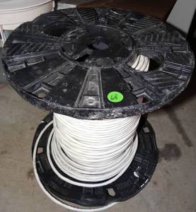 lot 68 image: Carol 16AWG 2 conductor cable spool E2242S E60233-8 Cl3P FFLP ROHS CMP (PARTIAL SPOOL)