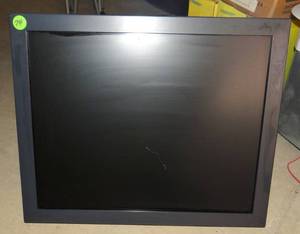 lot 74 image: CISNET COLOR MONITOR AS SHOWN