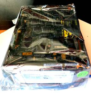 lot 182 image: 9A7001-024 SEAGATE 9GB ELITE 5.25INCH FULL HEIGHT SCSI - NEWSEALED $$$$