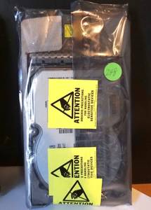 lot 248 image: 18.2 GB Compaq BD018635C4 10K Wide Ultra 3 SCSI 80PIN 3,5  Hard Drive - NEWSEALED IN STATIC BAG