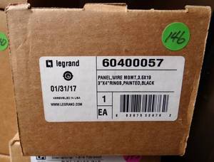 lot 146 image: Ortronics 60400057 Cable Management Panel, 5 Horizontal Distribution Rings, 3 in H x 4 in D, - NEW IN BOX