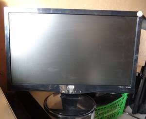 lot 270 image: HP S2031 20 Monitor - Landscape Black