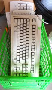 lot 275 image: LOT OF 6 KEYBOARDS AS SHOWN