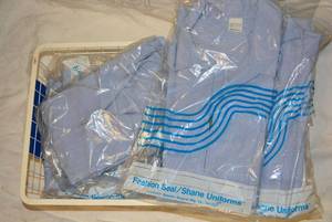 lot 95 image: Fashion SealShane Uniforms Size S, 14 Total