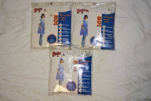 lot 109 image: Beautylicious Long Vest Size L, 3 Total