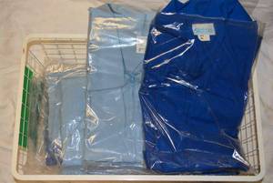 lot 114 image: Fashion Scrubs Size 60, 8 Total