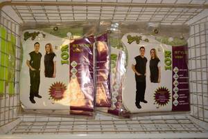 lot 157 image: Beautylicious Stylist Vest Size XL, 8 Total