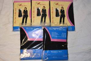 lot 164 image: Size Above Womens Vests Size 2XL
