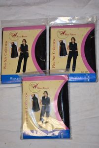 lot 165 image: Size Above Womens Vests Size 1XL