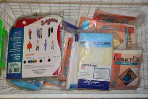 lot 177 image: Comb-Out Capes and Beautylicious Long Vest Size S Red, 19 Total