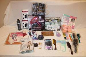 lot 14 image: Beauty Salon Supply Lot, see pictures
