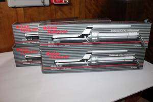 lot 22 image: Zotos Styling Irons 2 Model Z-201, and 2 Model Z-212