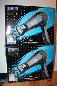 lot 142 image: Hot Tools Ionic Dryer with Diffuser, 2 Total