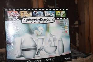 lot 204 image: Spheric Design 9-Piece Color Kits, 1 Box of 12