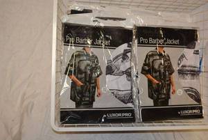 lot 553 image: Luxor Pro Barber Jacket, Size XXL, 17 Total
