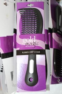 lot 321 image: Rubber Grip Combs, 2 Boxes