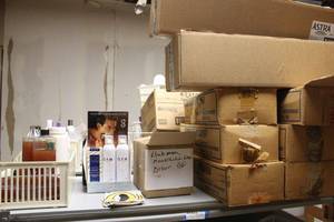 lot 779 image: Contents of Top Shelf Manicure Sani-Soak, Clubman Mustache Wax, Plastic Bottles, Personal Travel Sprayers, see Pictures