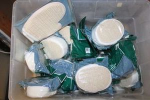 lot 959 image: Fanta Sea Bath Sponges