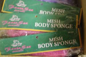 lot 1000 image: Fanta Sea Mesh Body Sponges, 2 Boxes of 24