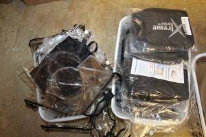 lot 922 image: Barber Bags and Clear Plastic Bags