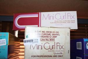 lot 128 image: Mini Curling Iron 13 mm, 5 Total