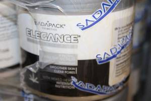 lot 667 image: Sadapack Elegance Facial Scrub, 60 Total