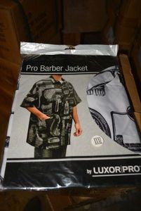 lot 843 image: Luxor Pro Barber Jacket, 36 Total XXXL