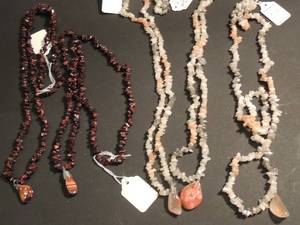lot 45 image: Jewelry