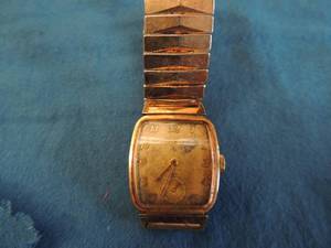 lot 125 image: 14K Gold