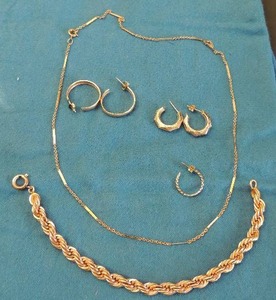 lot 135 image: 12K Gold Filled
