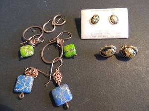 lot 179 image: Jewelry