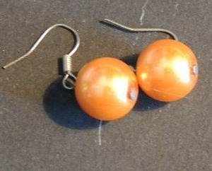 lot 163 image: Jewelry