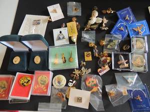 lot 141 image: Jewelry